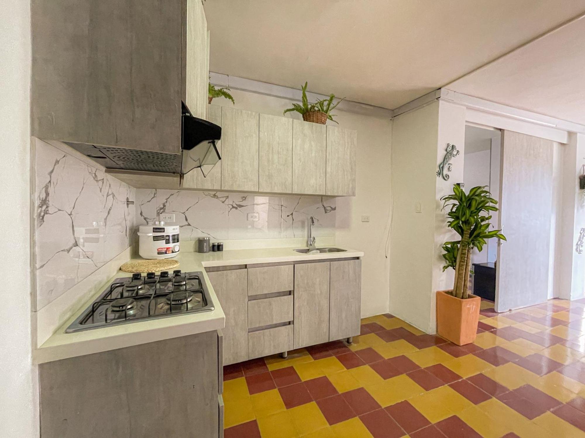Casa Encanto, Apartamento - Habitaciones, Laureles-America Medellín Zewnętrze zdjęcie