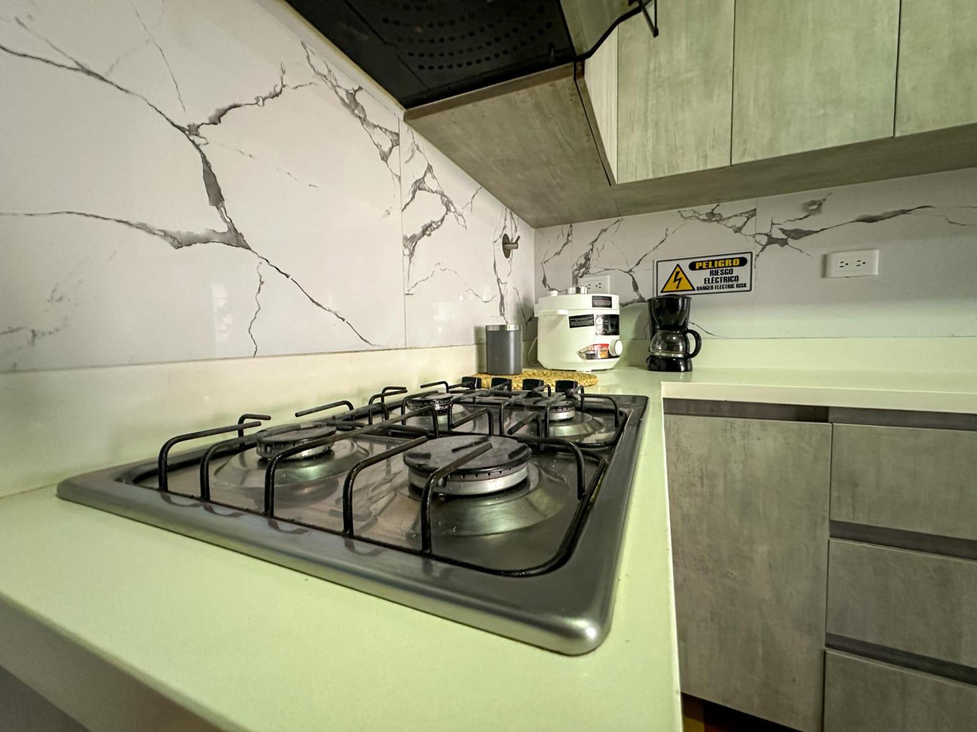 Casa Encanto, Apartamento - Habitaciones, Laureles-America Medellín Zewnętrze zdjęcie